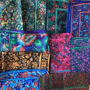 Scarves bundle reserved for @kazzmatazz